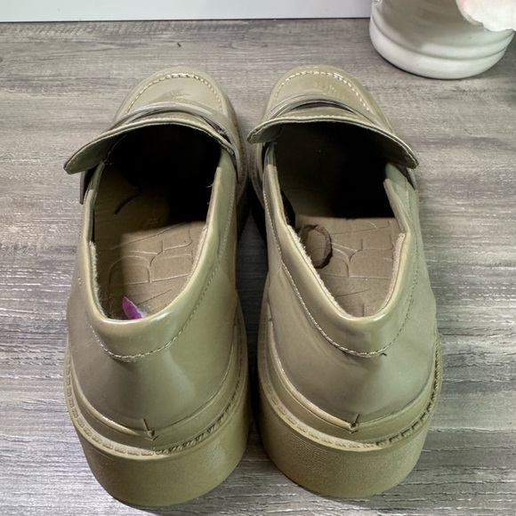 Zara Lugsole Glossy Loafers Womens EU37/US6.5-7 NWOT - Picture 3 of 8